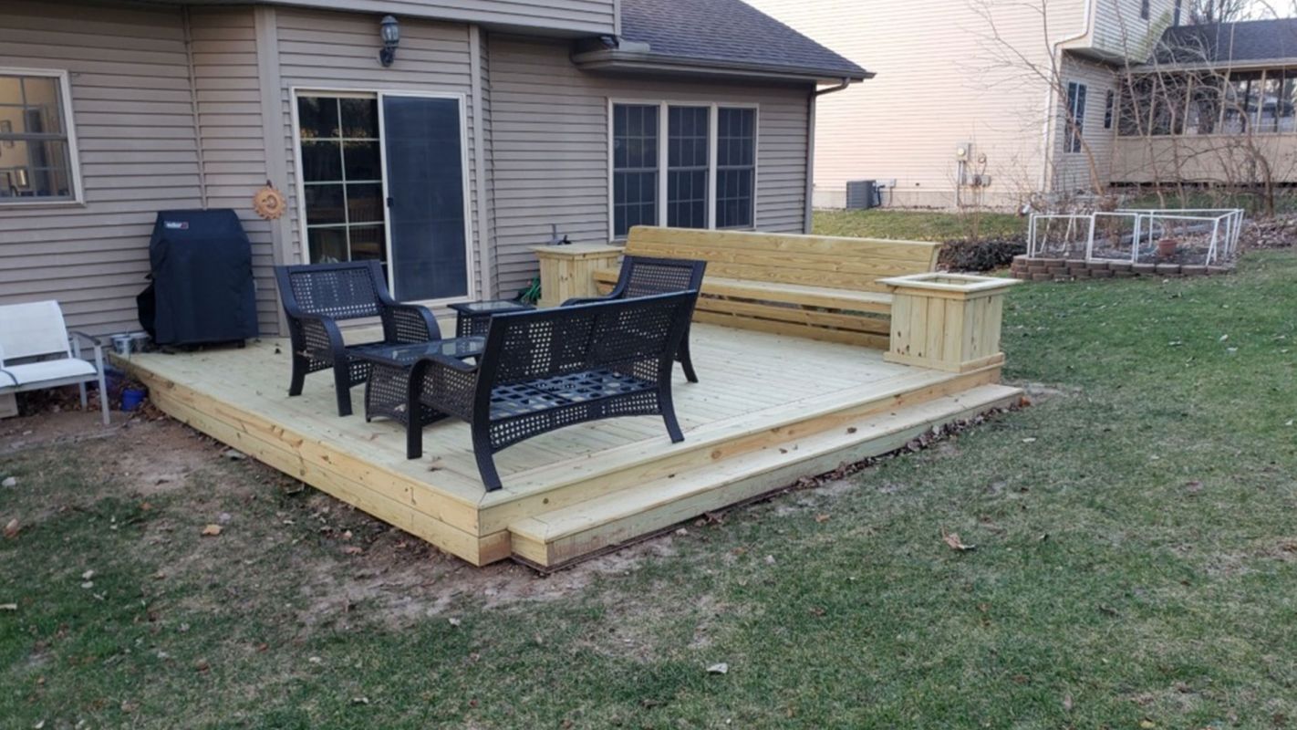 Expert Deck Builder Services Edwards IL