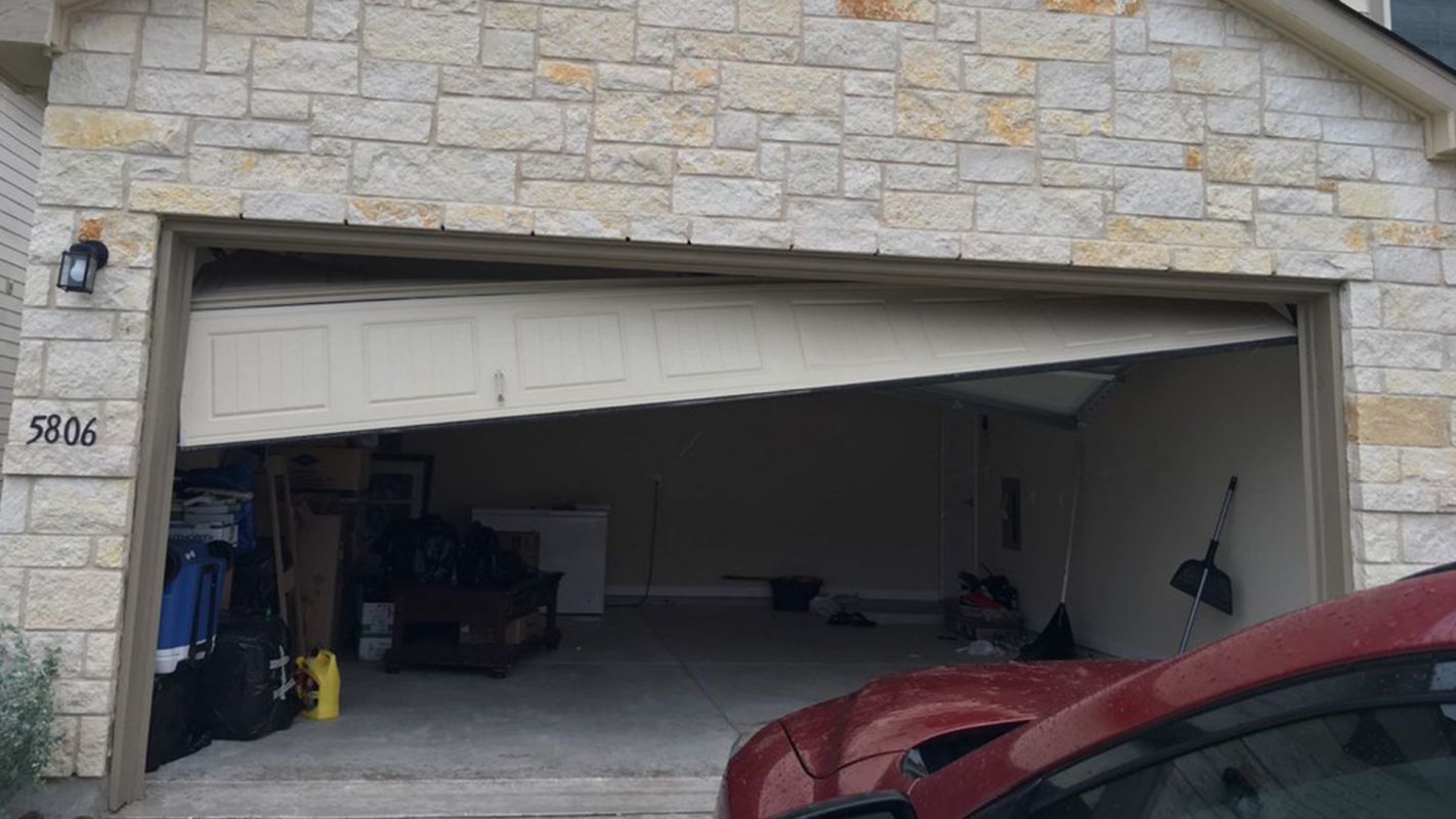 Garage Door Repair Services Far West Side TX