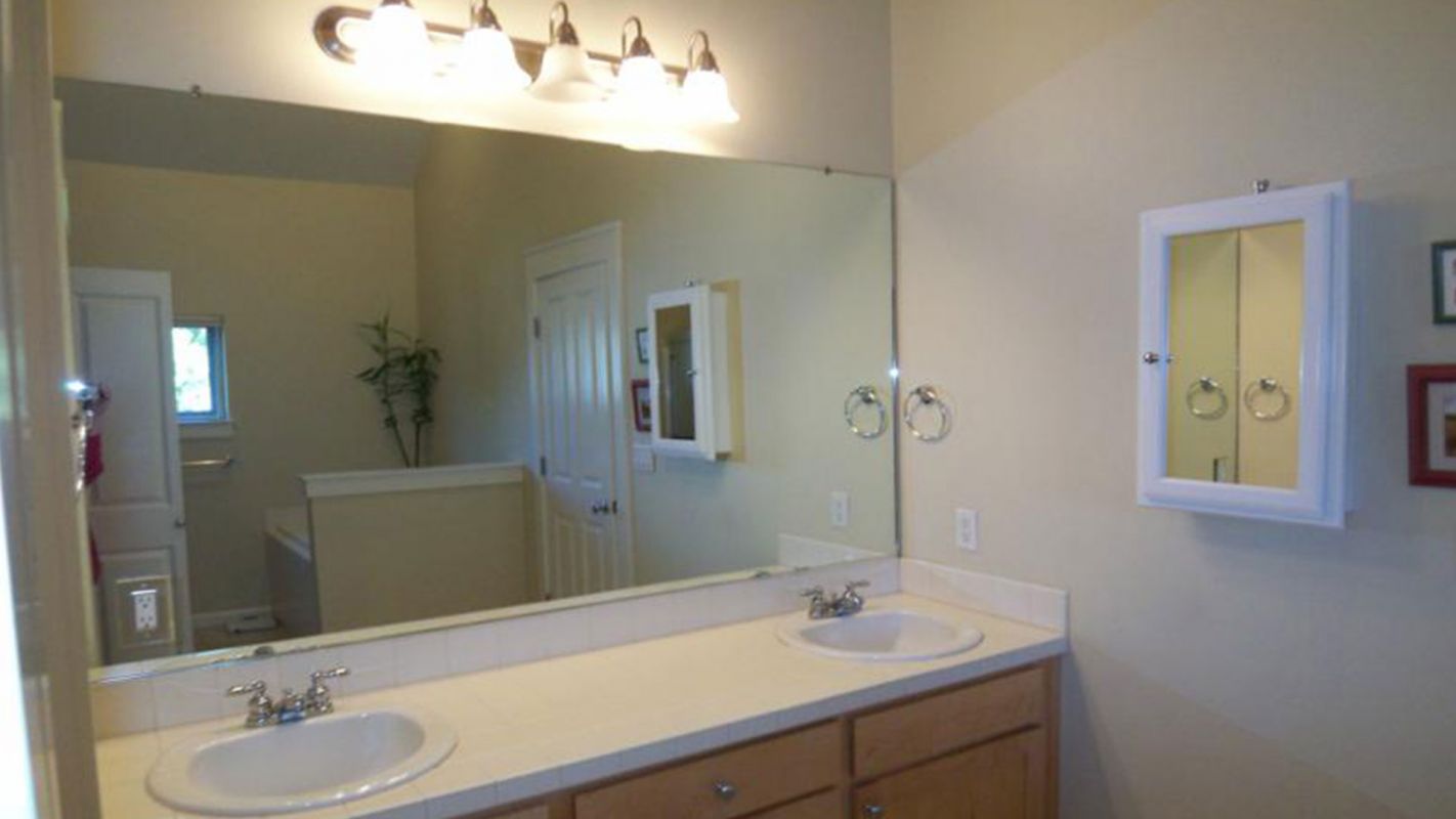 Large Mirror Removal Services Tampa FL