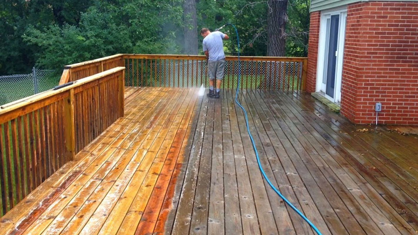 Deck Cleaning Services Avon OH