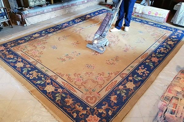 Residential carpet cleaning