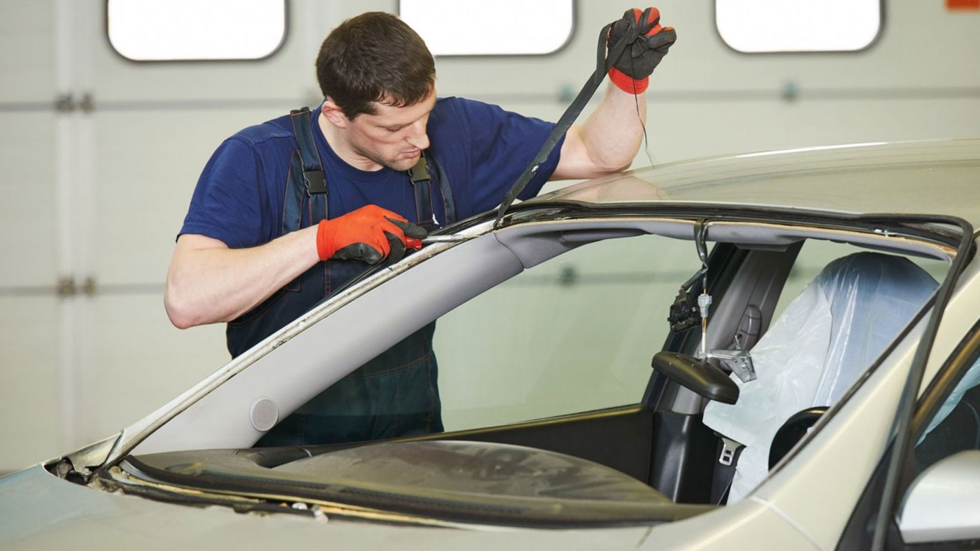 Windshield Replacement Services Orlando FL