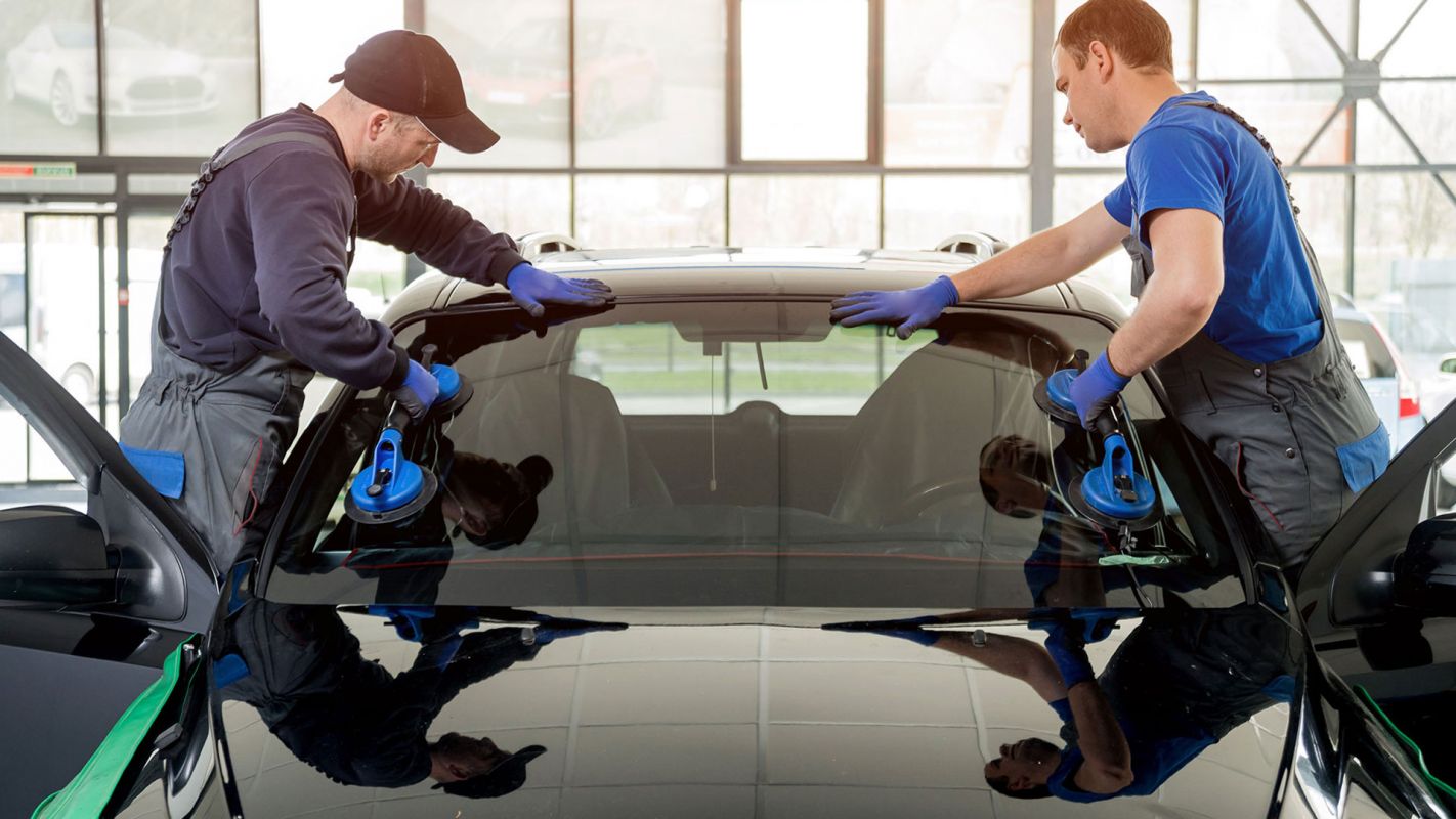 Auto Glass Repair services Specialist Daly City CA