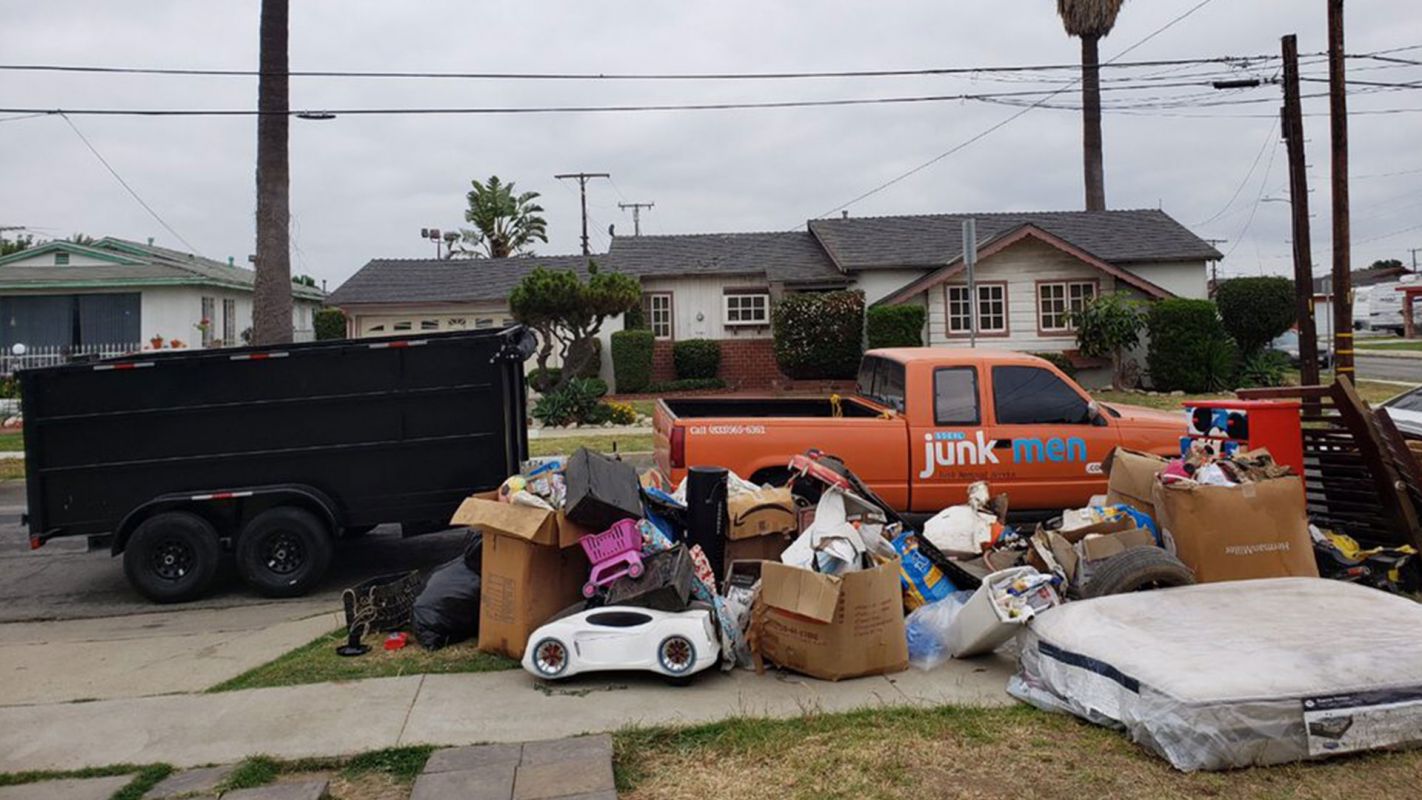 Junk Removal Service Santa Ana CA