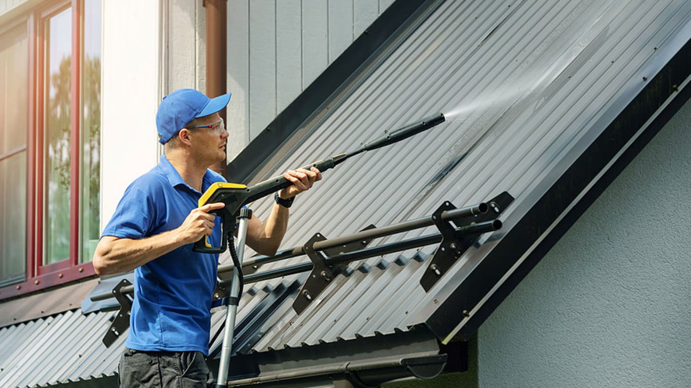 Roof Pressure Washing Service Oregon City OR