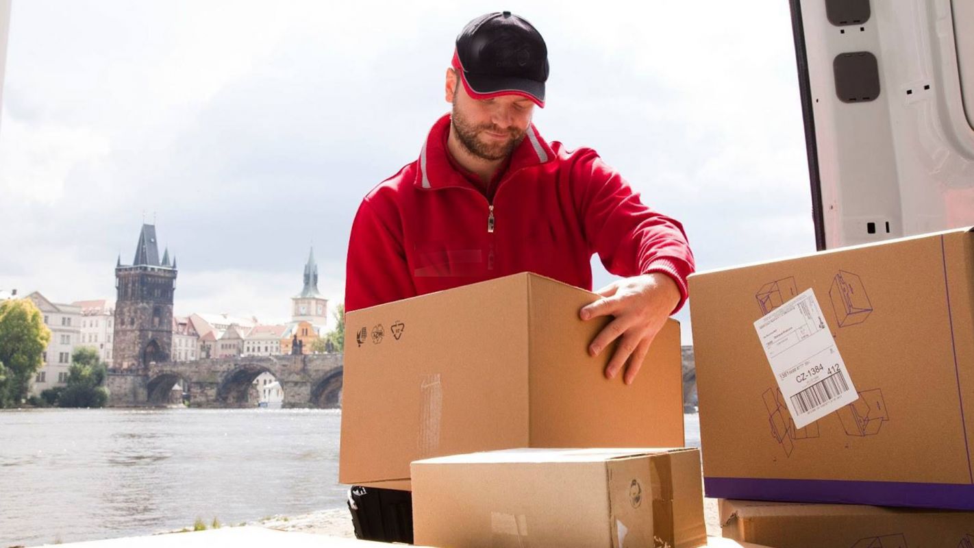 Package Delivery Service Glendale AZ