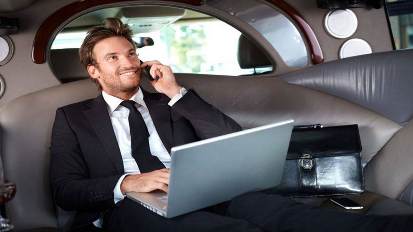 Corporate Limo Services Lakeside CA