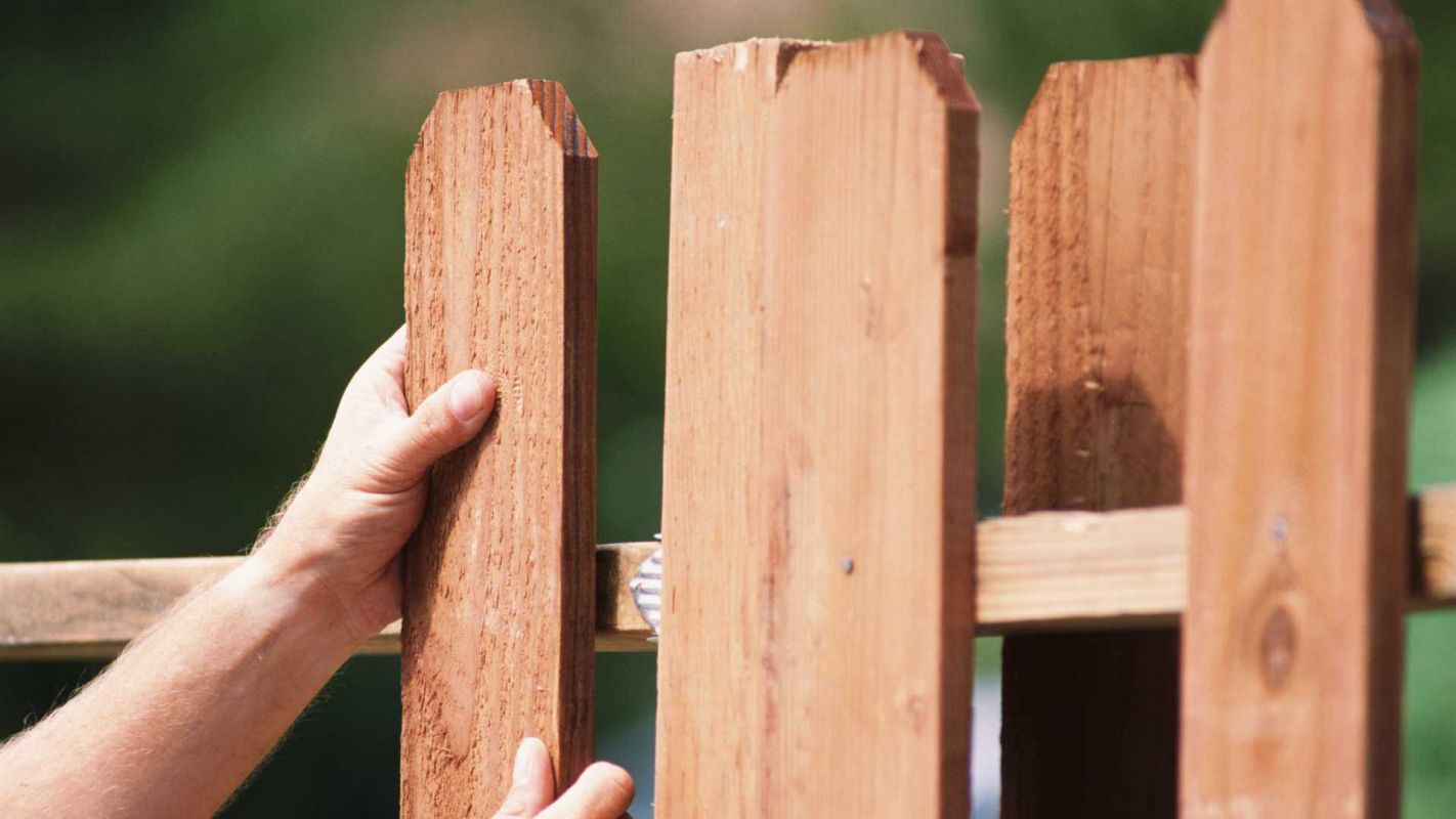 Wooden Fence Repair Services Manhattan