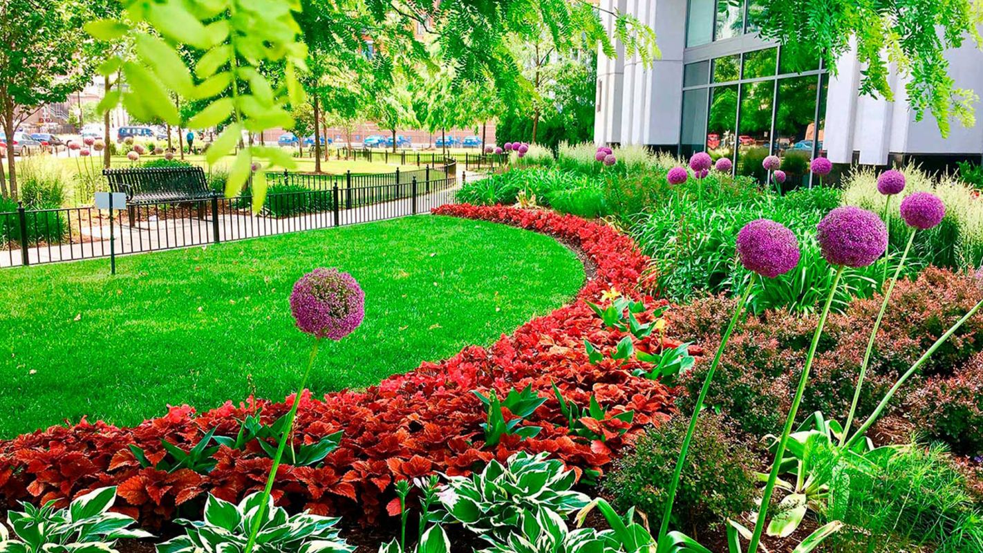 Commercial Landscaping Russell Township OH