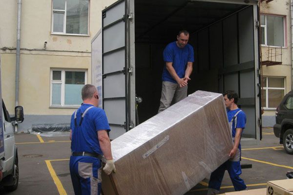 Professional Loading And Unloading Trucks Bradenton FL