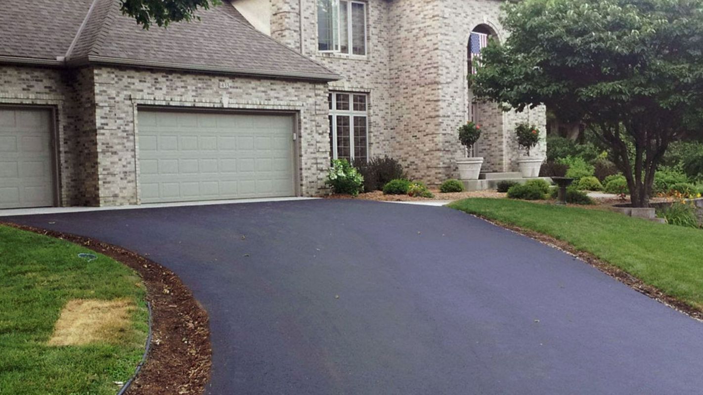 Asphalt driveway Services Indianapolis IN