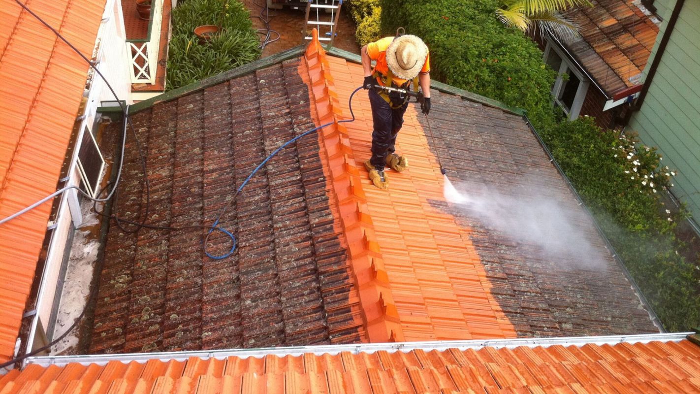 Roof Washing Services Des Moines IA