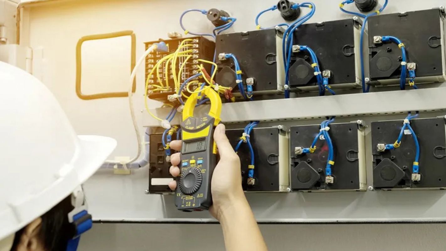 Swift Commercial Electricians Columbia TN