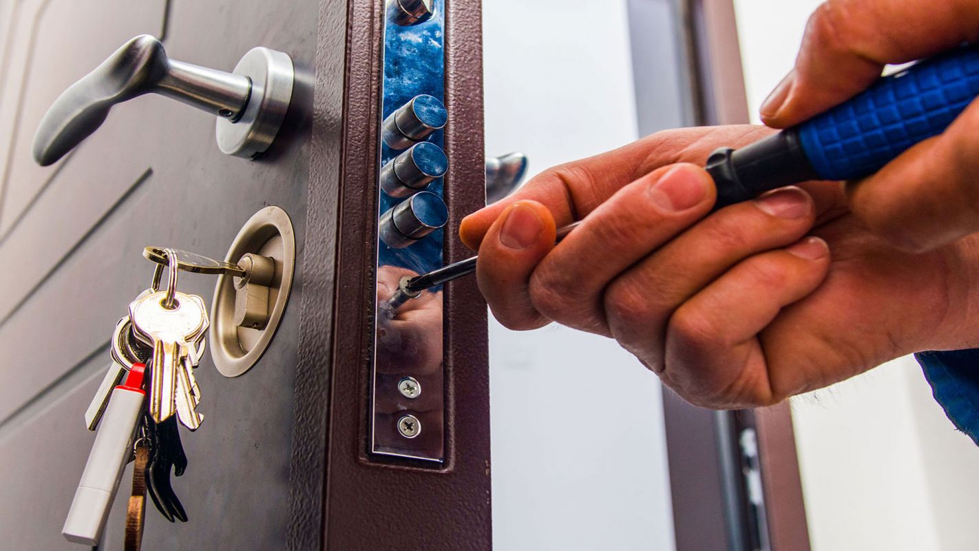 Emergency Locksmith Service Laguna Beach CA