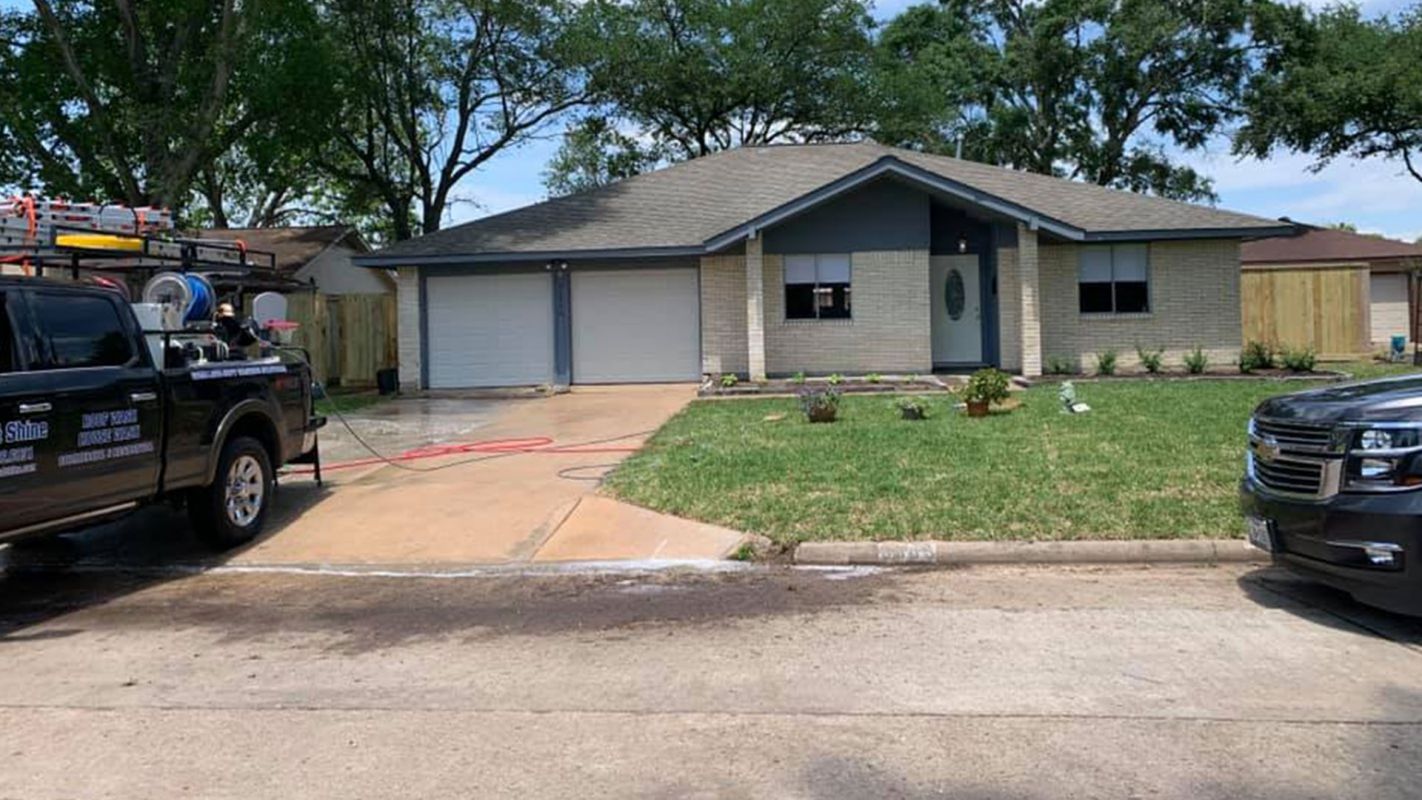 Driveway Pressure Washing The Woodlands TX