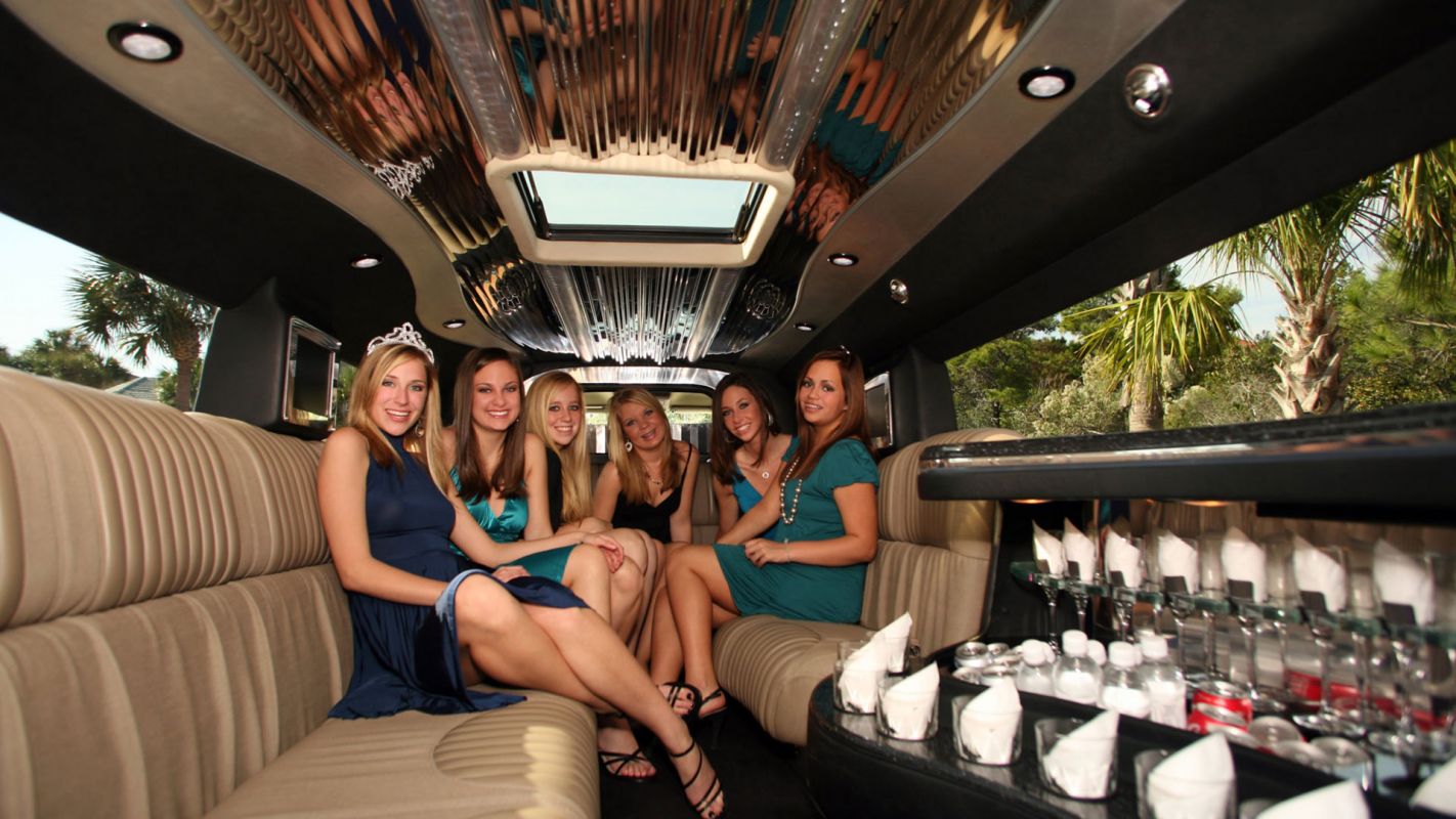 Graduation Party Limousine Bartlett TN