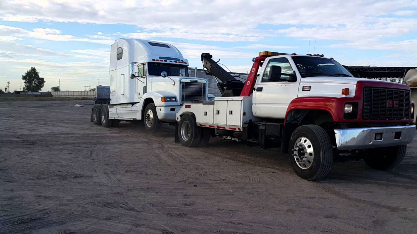 Heavy Truck Towing Riverdale GA