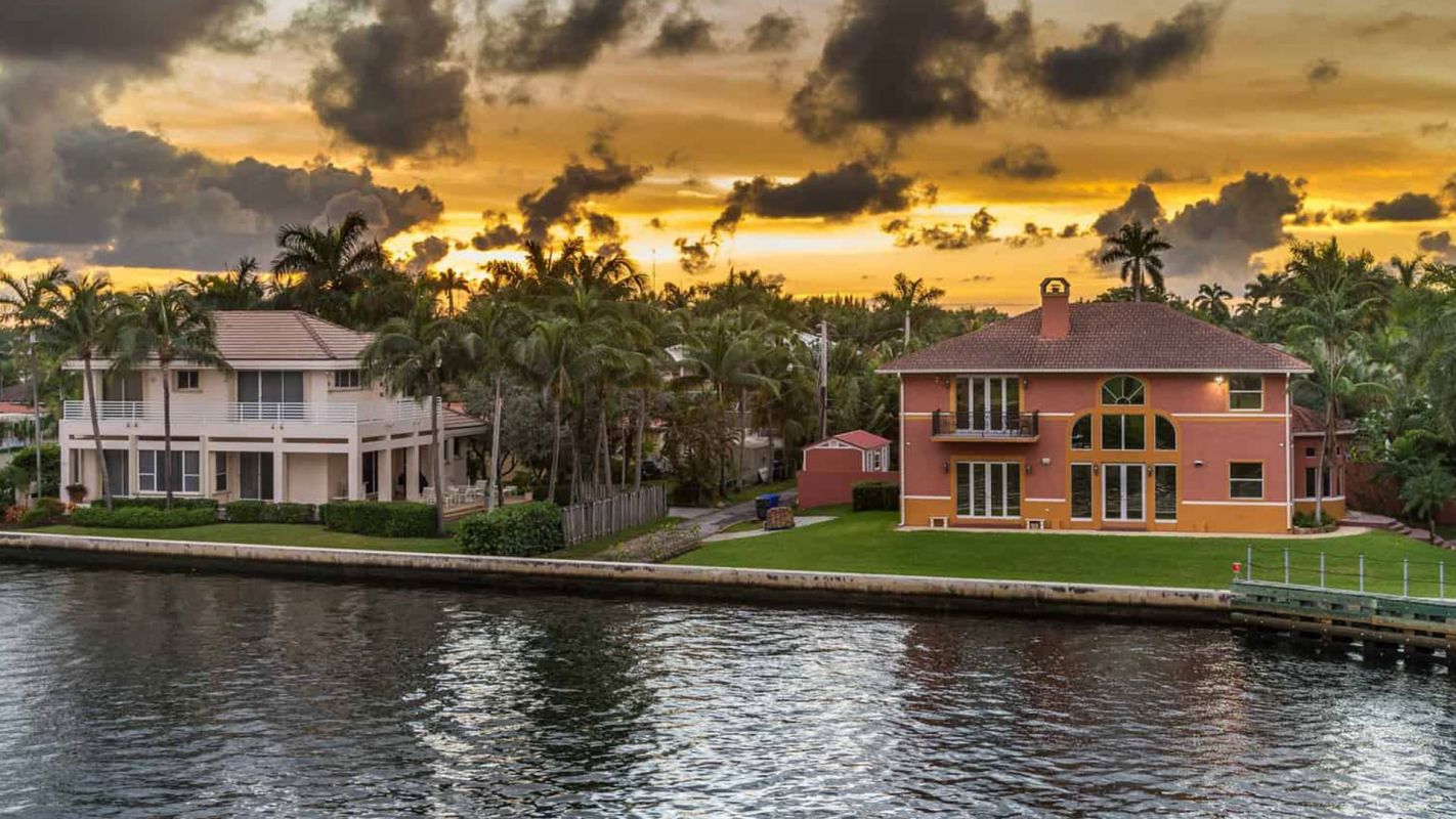 Luxury Waterfront Property Specialist Shady Hills FL