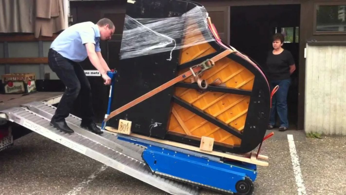 Hire The Professional Piano Movers Irvine CA