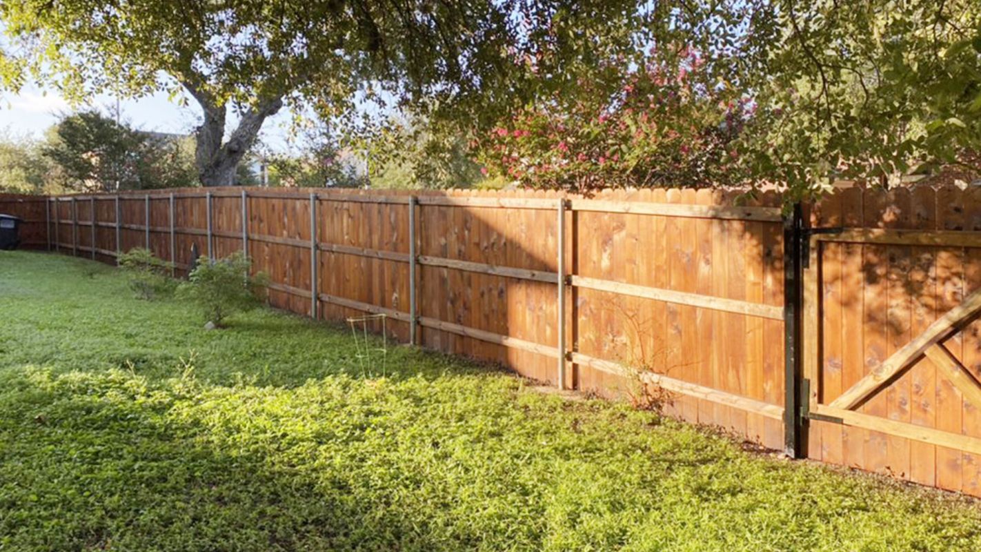 Fencing Services Lytle TX