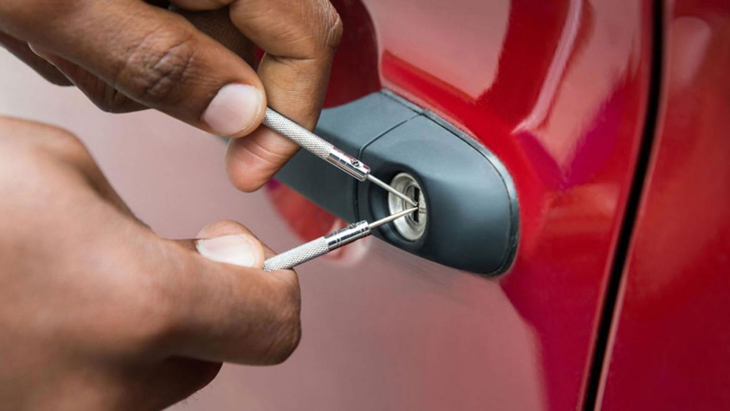 Car Lockout Services Pompano Beach FL