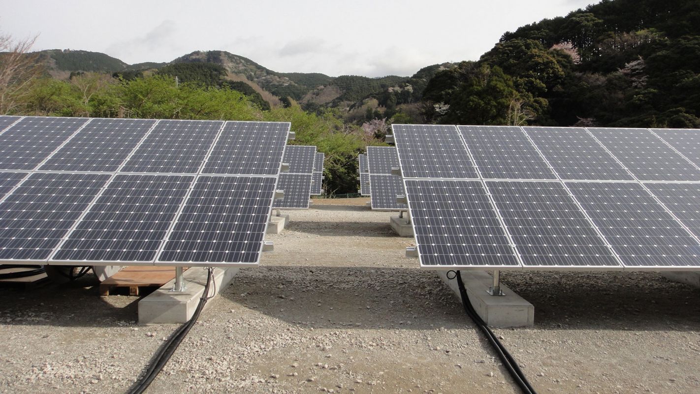 Ground Mounted Solar Panels Lake in the Hills IL