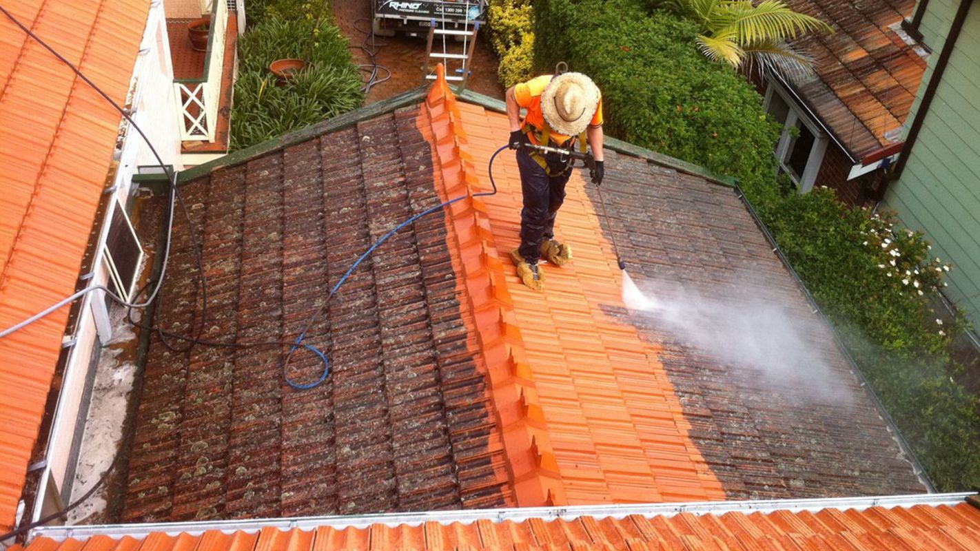 Roof Soft Washing Kissimmee FL