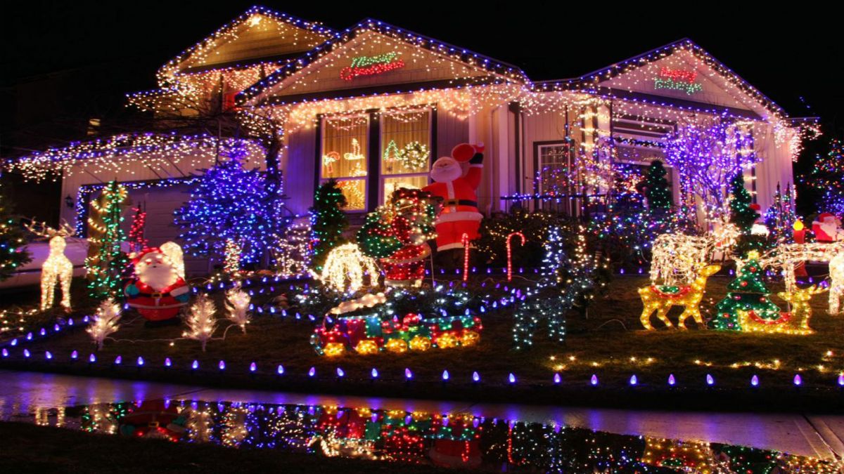Best Christmas Lights Bellevue WA