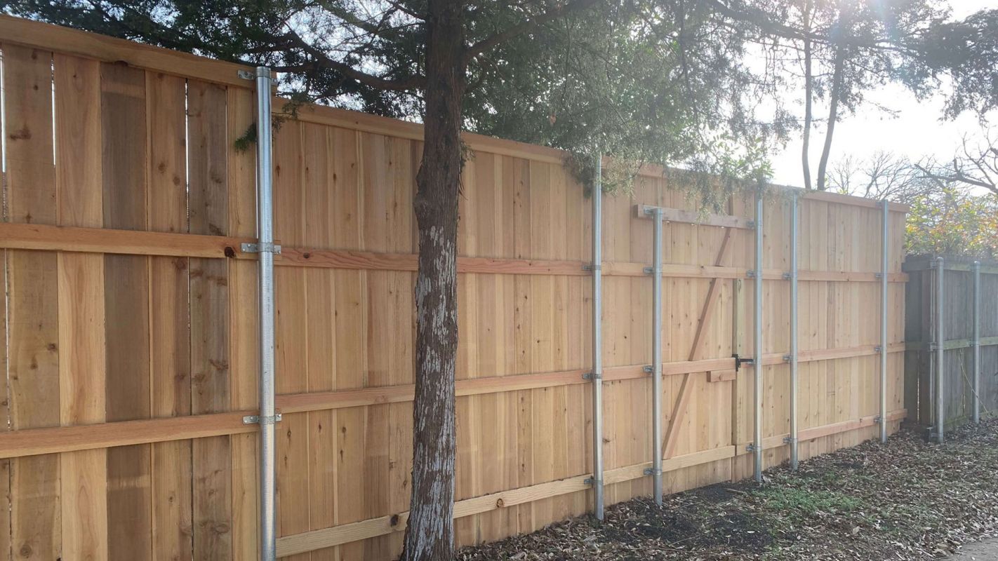 Wood Fences Services McLendon-Chisholm TX