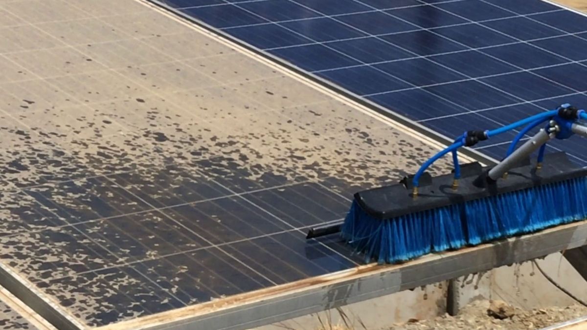 Commercial Solar Panel Cleaning Clovis CA