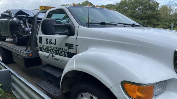 Affordable Towing Service Lawrenceville GA