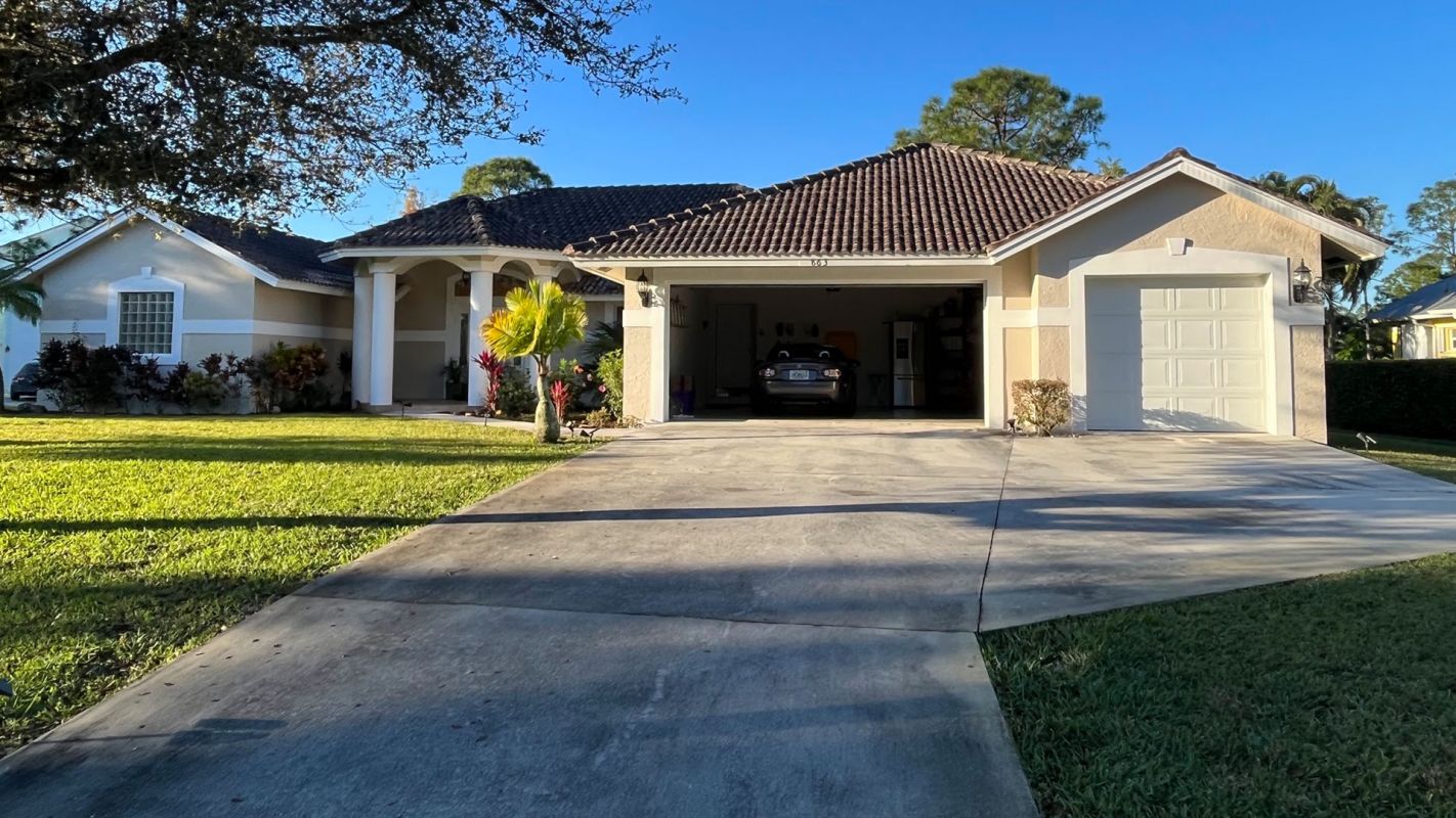 Driveway Pressure Washing Service Vero Beach FL