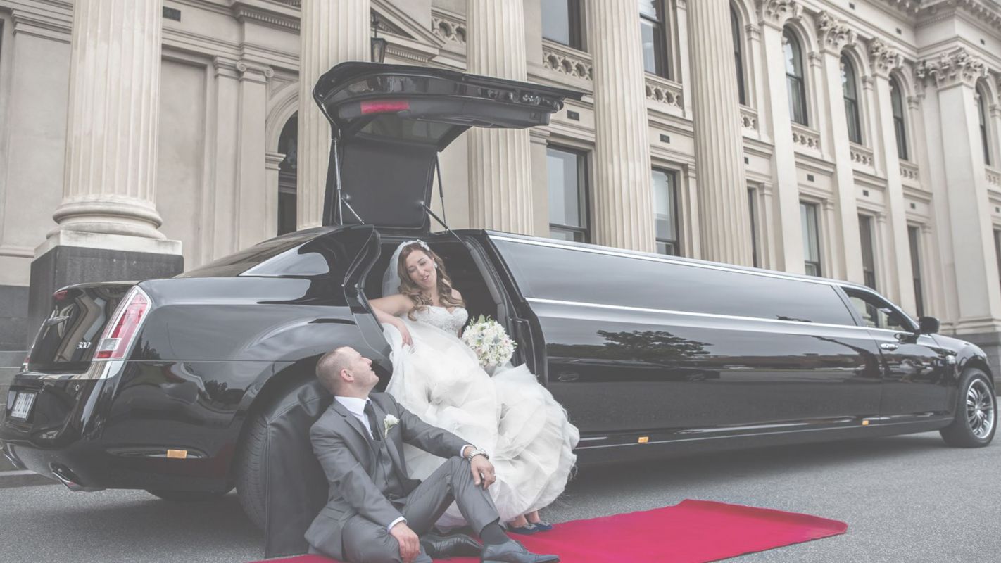 Get a Black Limo for Wedding Now