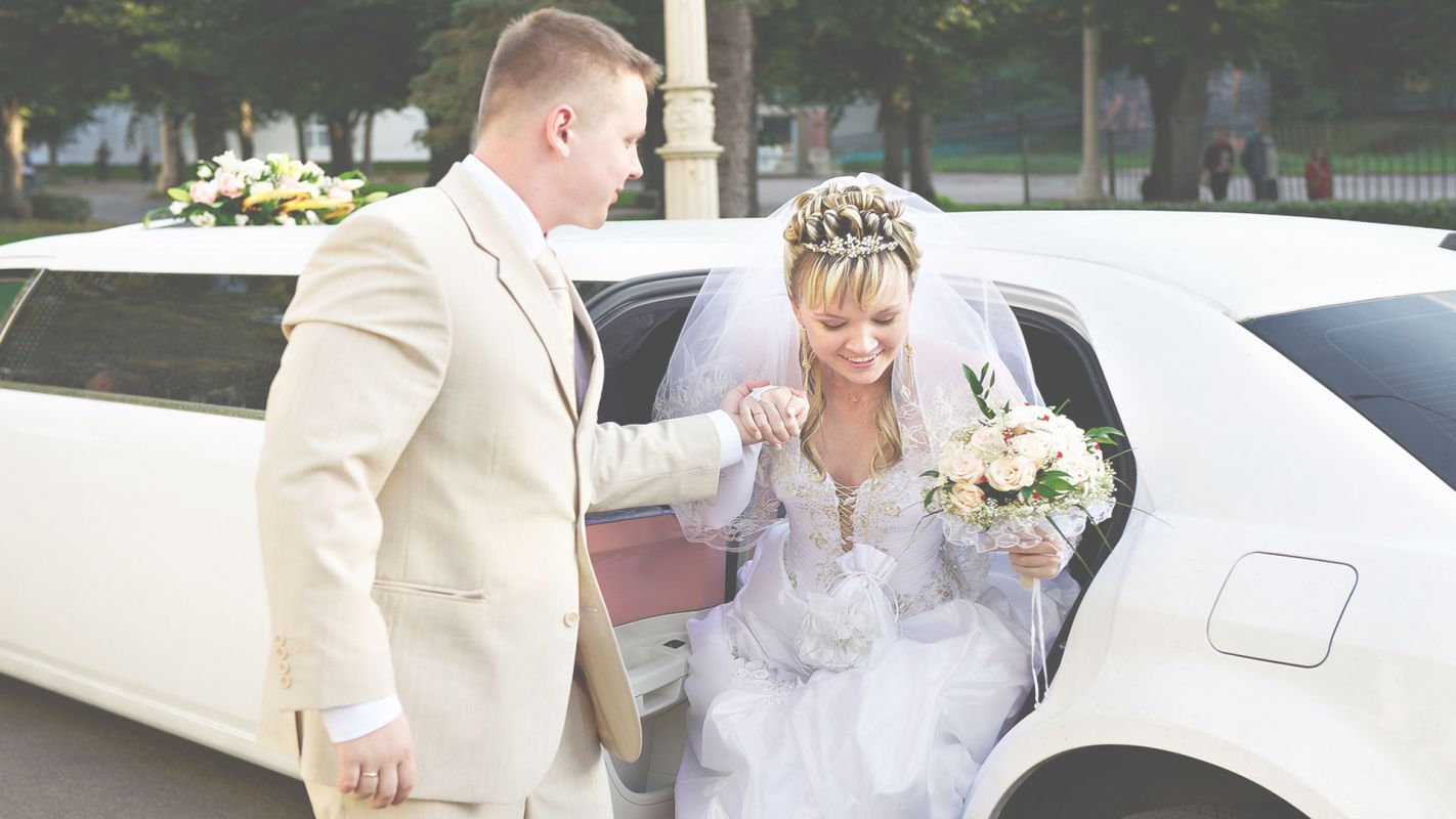 Hire Affordable Wedding Limo In White Marsh, MD